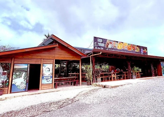 Rio Celeste Springs Blue Lodge