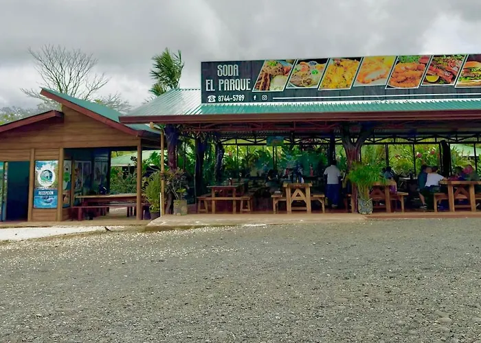Rio Celeste Springs Blue Lodge
